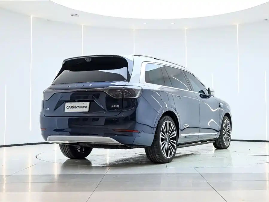 Used AITO second hand M9 2025 extended range Ultra version 52kWh 5-seater version