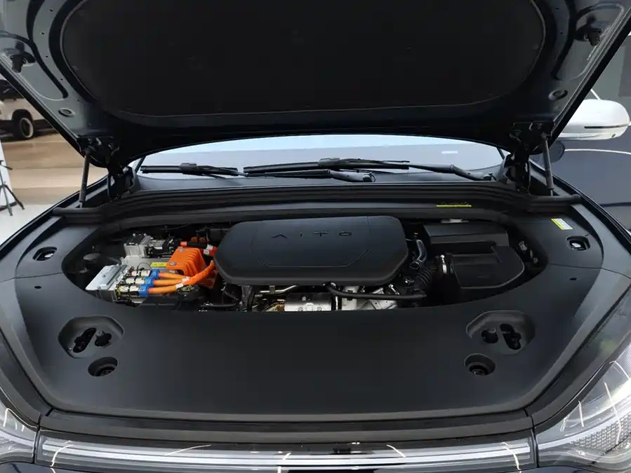 Used AITO second hand M9 2025 extended range Ultra version 52kWh 5-seater version