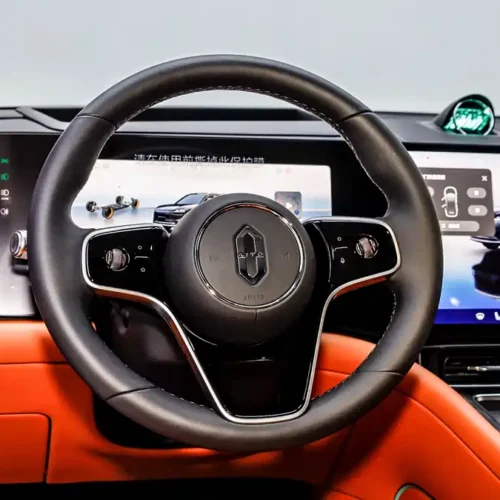 900x675_0_q87_c42_autohomecar__ChxpVmmM-uOATPaYAAiGrAxq-yM920.jpg.webp Used AITO second hand M9 2025 extended range Ultra version 52kWh 6-seater version