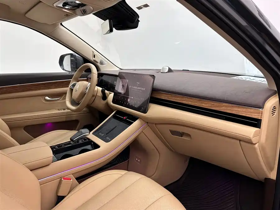 900x675_0_q87_c42_autohomecar__ChxpVmmO5jaABgXEAAHi4msVOEw967.jpg.webp Used AITO M7 2024 1.5T rear drive Plus version 6 seats