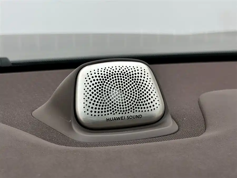 900x675_0_q87_c42_autohomecar__ChxpVmmO5jeAPSg7AAGmIkA_Bk4354.jpg.webp Used AITO M7 2024 1.5T rear drive Plus version 6 seats