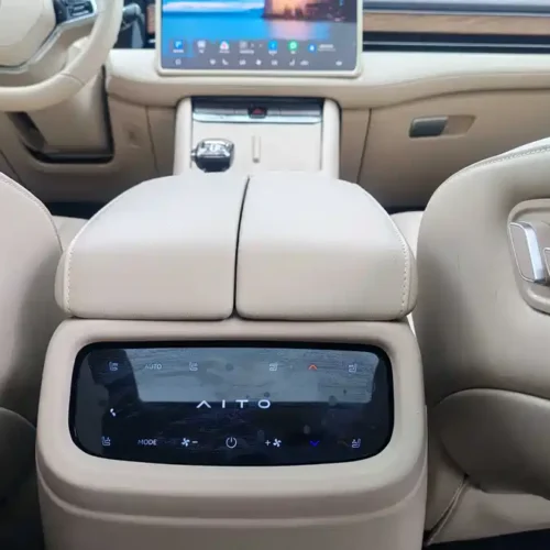 900x675_0_q87_c42_autohomecar__ChxpVmmO6BWAKBSBAAJEKISJAHs130.jpg.webp Used AITO M7 2024 1.5T rear drive Plus version 5 seats