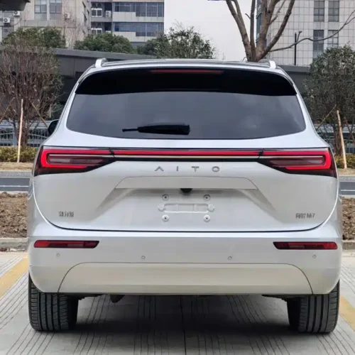 900x675_0_q87_c42_autohomecar__ChxpVmmO6BmAfrKDAAUZAbPtHtI193.jpg.webp Used AITO M7 2024 1.5T rear drive Plus version 5 seats