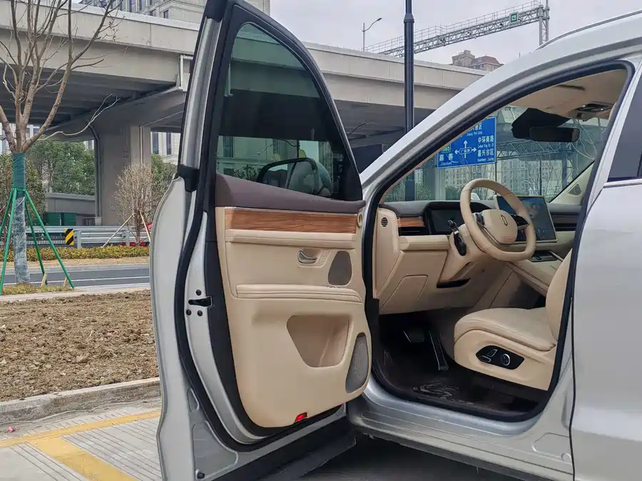 900x675_0_q87_c42_autohomecar__ChxpVmmO6BqAXA6MAAS_MwQnIHY746.jpg.webp Used AITO M7 2024 1.5T rear drive Plus version 5 seats