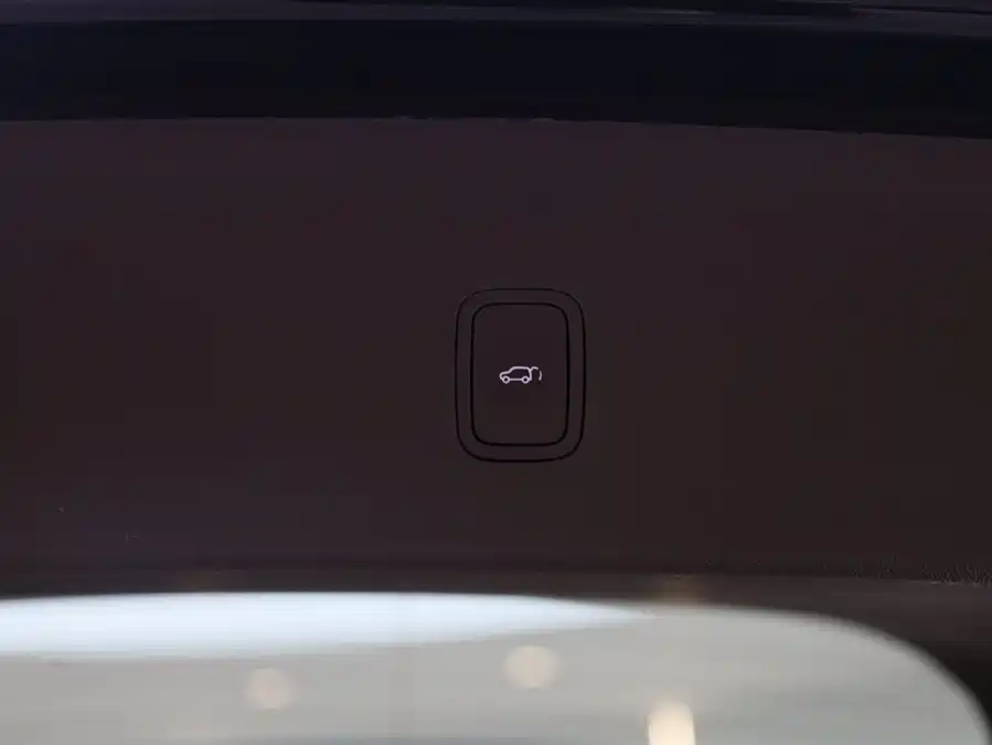 Used AITO second hand M9 2025 extended range Ultra version 52kWh 6-seater version