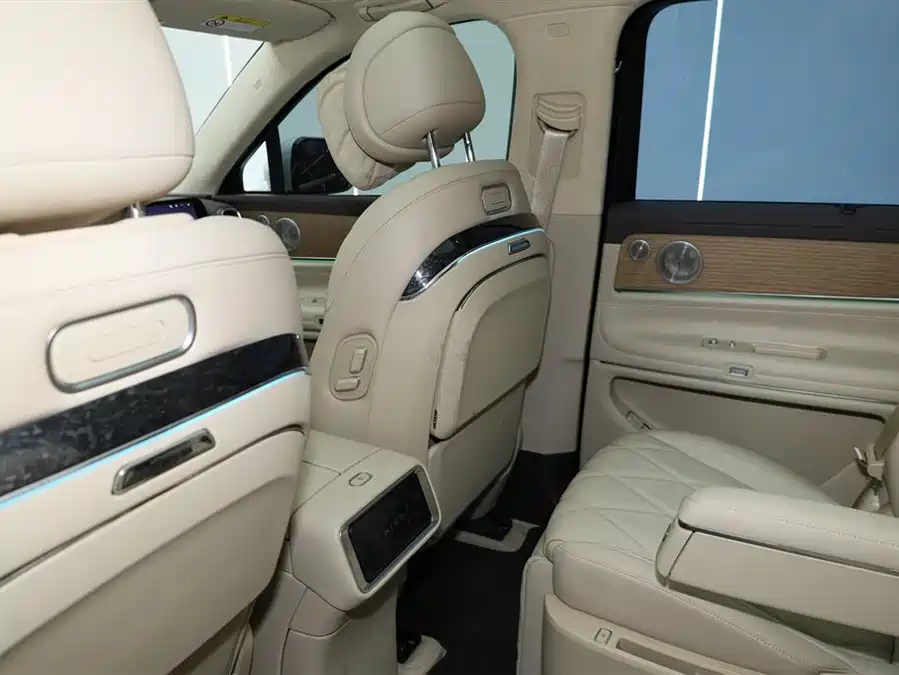 Used AITO second hand M9 2025 extended range Ultra version 52kWh 6-seater version