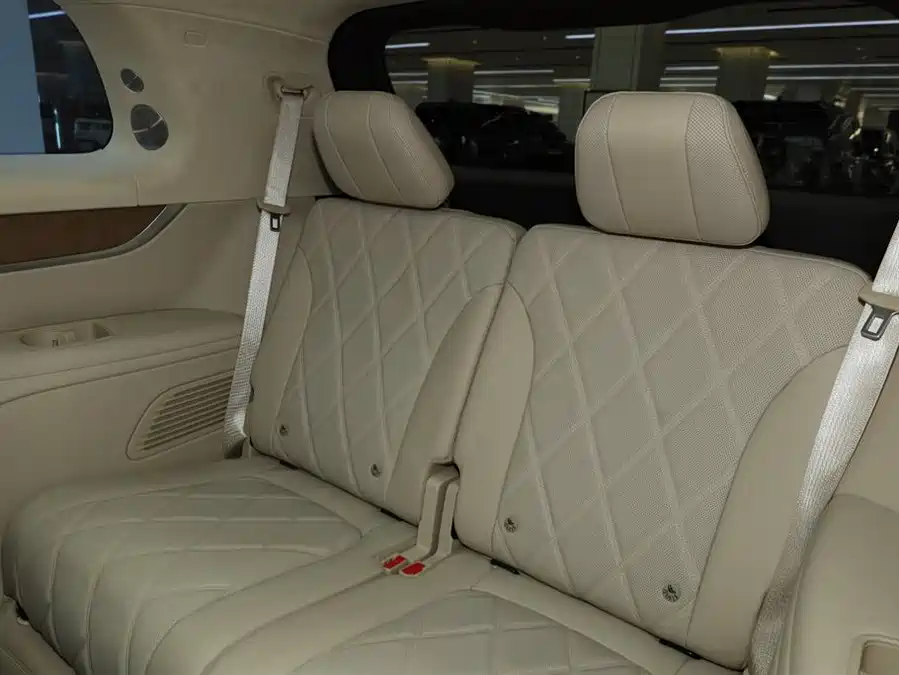 Used AITO second hand M9 2025 extended range Ultra version 52kWh 6-seater version