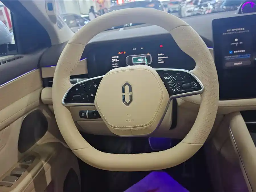 Used AITO M7 2024 1.5T Smart Driving Rear Drive Pro Version 6 Seats