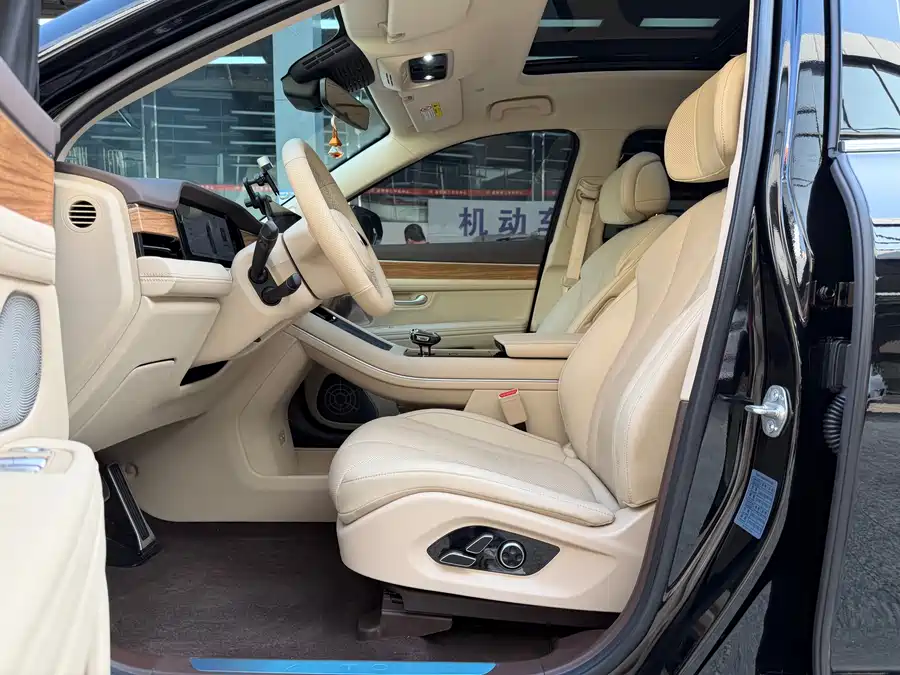 Used AITO M7 2024 1.5T Intelligent Driving Four-wheel Drive Max Edition 5 Seats