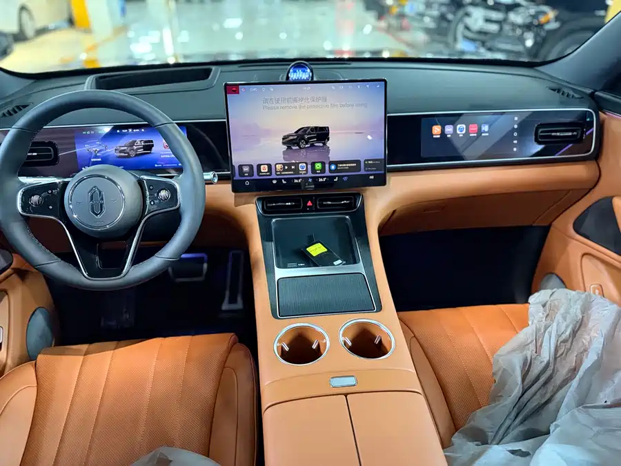 900x675_0_q87_c42_autohomecar__ChxpVmmdEJ6Ae3ziAAj6a2kMmxs688.jpg.webp Used AITO M7 2026 extended range Max four-wheel drive version 5 seats