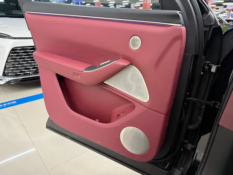 900x675_0_q87_c42_autohomecar__ChxpVmmdV3WAIUjKAAb1wRA8Nbg596.jpg.webp Used AITO M7 2026 extended range Pro+ four-wheel drive version 5 seats