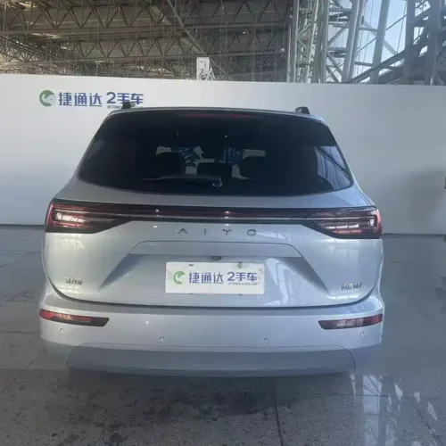 900x675_0_q87_c42_autohomecar__ChxpWGkW2QeAaYJlAANn0PcyXVU755.jpg.webp Used AITO M7 2024 1.5T Intelligent Driving Four-wheel Drive Pro Version 5 Seats