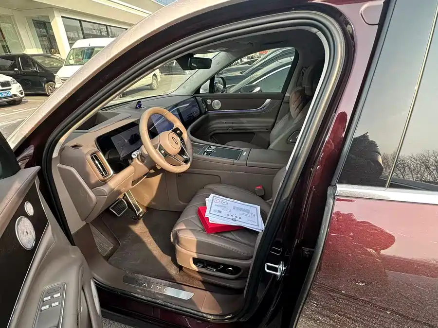 900x675_0_q87_c42_autohomecar__ChxpWGl0QVWAMqmjAAp3z7dHFSA373.jpg.webp Used AITO second hand M9 2025 extended range Ultra version 52kWh 6-seater version