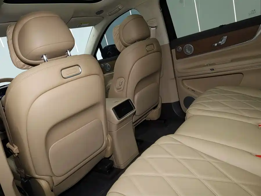 900x675_0_q87_c42_autohomecar__ChxpWGl2zHaAUG8MAAE8nSgEx1s101.jpg.webp Used AITO second hand M9 2025 extended range Ultra version 52kWh 5-seater version