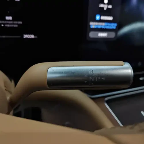 900x675_0_q87_c42_autohomecar__ChxpWGl3OPOAOCCuAAJuDSlyQPk366.jpg.webp Used AITO second hand M9 2024 extended range Ultra version 52kWh 5-seater version