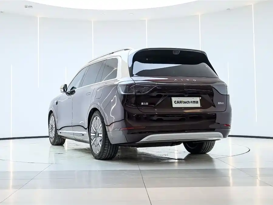 Used AITO second hand M9 2025 extended range Ultra version 52kWh 6-seater version