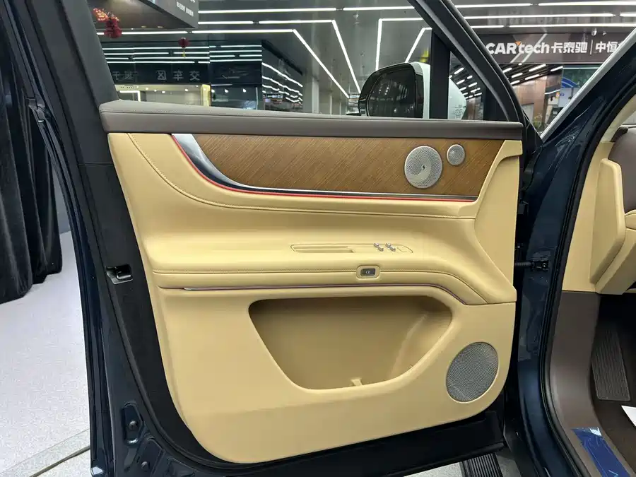 900x675_0_q87_c42_autohomecar__ChxpWGl8UliAMdxiAANzzWyGbwQ711.jpg.webp Used AITO second hand M9 2024 extended range Ultra version 52kWh 5-seater version