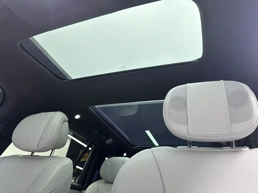 Used AITO second hand M9 2024 extended range Max version 42kWh 6-seater version