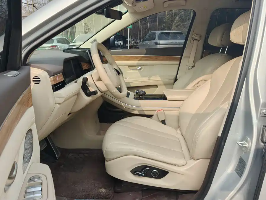 Used AITO M7 2024 1.5T Intelligent Driving Four-wheel Drive Max Version 6 Seats