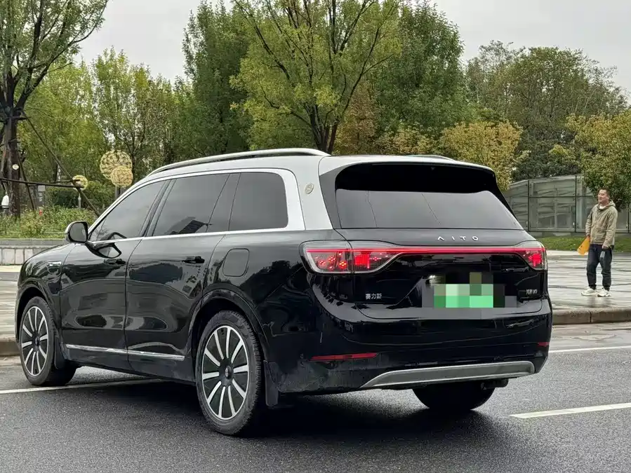 Used AITO second hand M9 2024 extended range Ultra version 52kWh 6-seater version