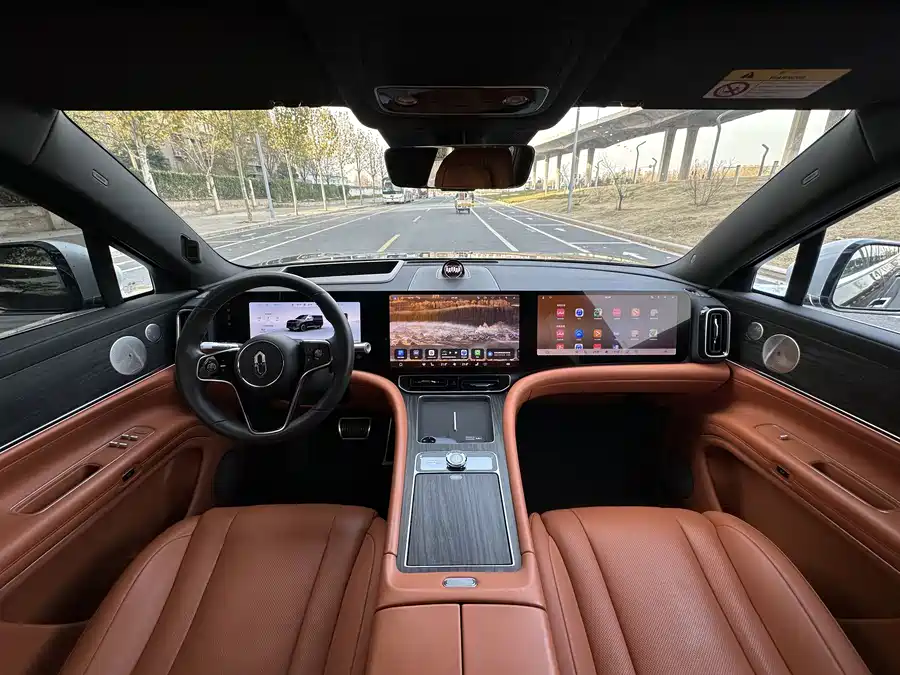 Used AITO second hand M9 2024 extended range Ultra version 52kWh 6-seater version