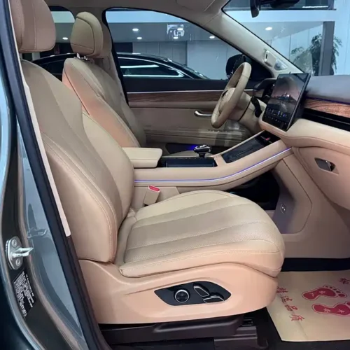 900x675_0_q87_c42_autohomecar__ChxpWGmNJfCAIVHUAAlYRv16jZo572.jpg.webp Used AITO M7 2024 1.5T rear drive Plus version 6 seats