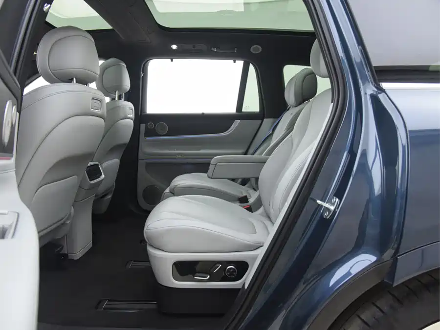 Used AITO second hand M9 2024 extended range Ultra version 42kWh 6-seater version