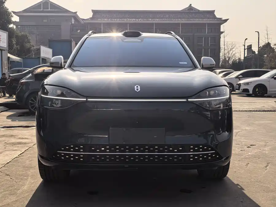 Used AITO second hand M9 2024 extended range Ultra version 52kWh 6-seater version