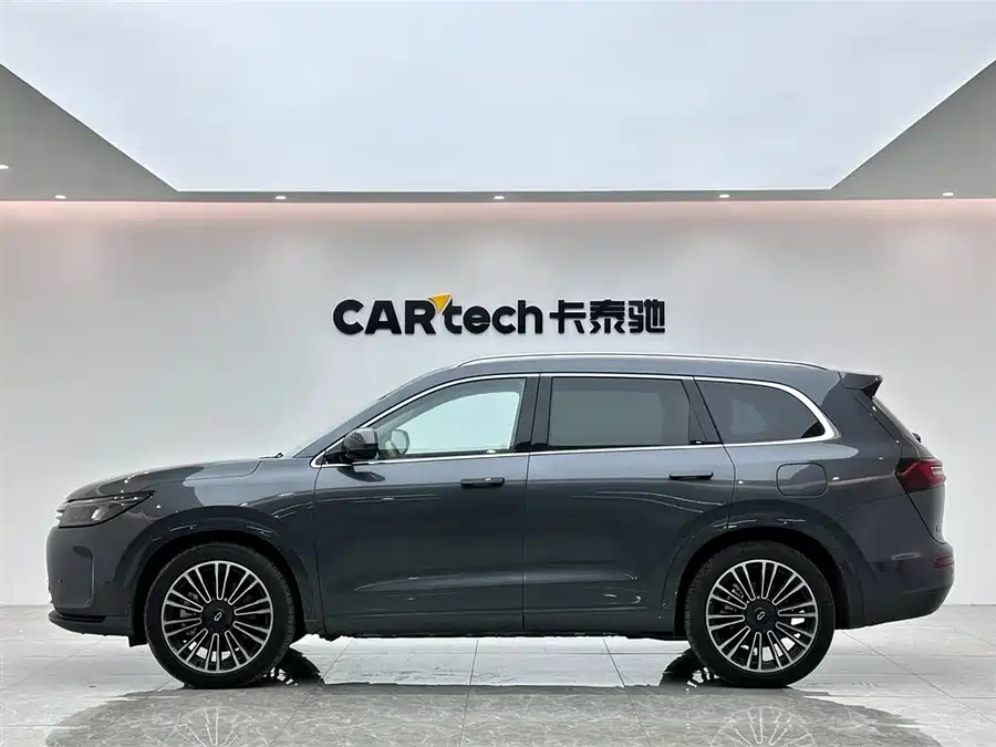 900x675_0_q87_c42_autohomecar__ChxpWGmO5jaAL3RrAAF6fimP_RY122.jpg.webp Used AITO M7 2024 1.5T rear drive Plus version 6 seats