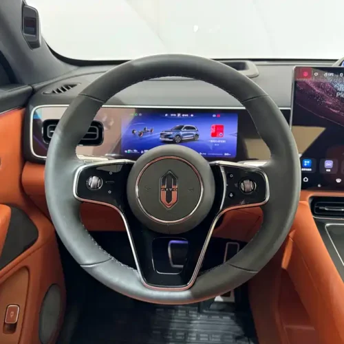 900x675_0_q87_c42_autohomecar__ChxpWGmQHvCAcM6RAAcGWe0Z-GA370.jpg.webp Used AITO M7 2026 extended range Max four-wheel drive version 5 seats