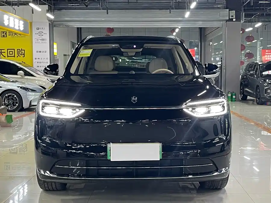 900x675_0_q87_c42_autohomecar__ChxpWGmfo62AYCqFAAwSuNiwngI923.jpg.webp Used AITO M7 2026 extended range Pro+ four-wheel drive version 5 seats