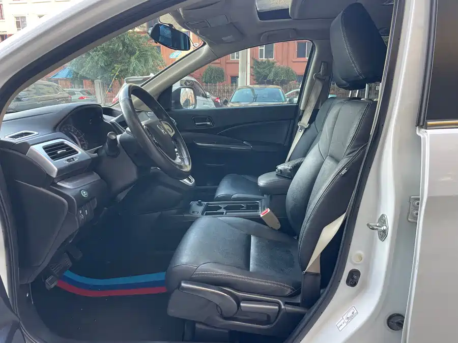 Used Honda CR-V 2015 2.0L four-wheel drive style version