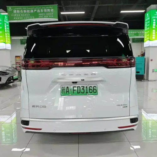 900x675_0_q87_c42_autohomecar__Chto52jNBMqAcnjfAAUCW3Qi4e8960.jpg.webp Used Denza D9 2025 DM-i smart driving version 1020 four-wheel drive flagship model