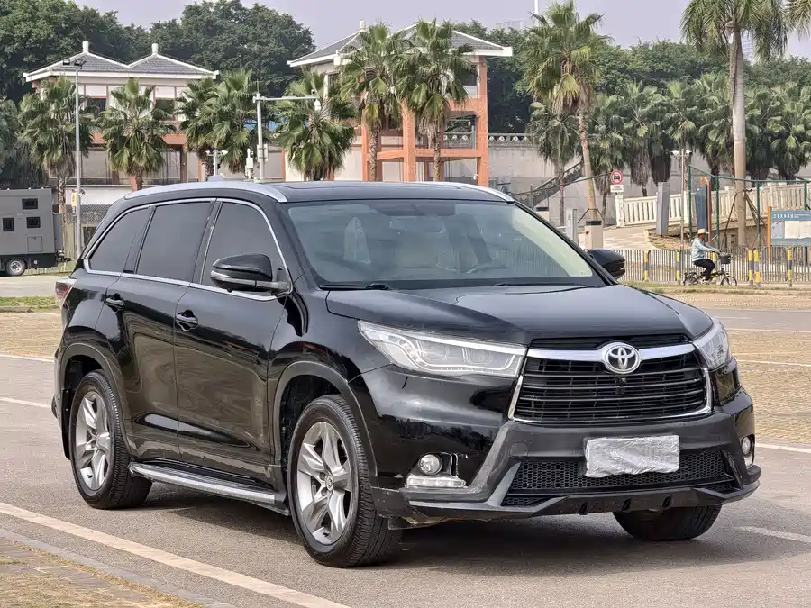 900x675_0_q87_c42_autohomecar__Chto52k1DaSAHJAaAAssV4f7bPA491.jpg.webp Used Toyota Highlander 2015 2.0T four-wheel drive luxury version 7 seats