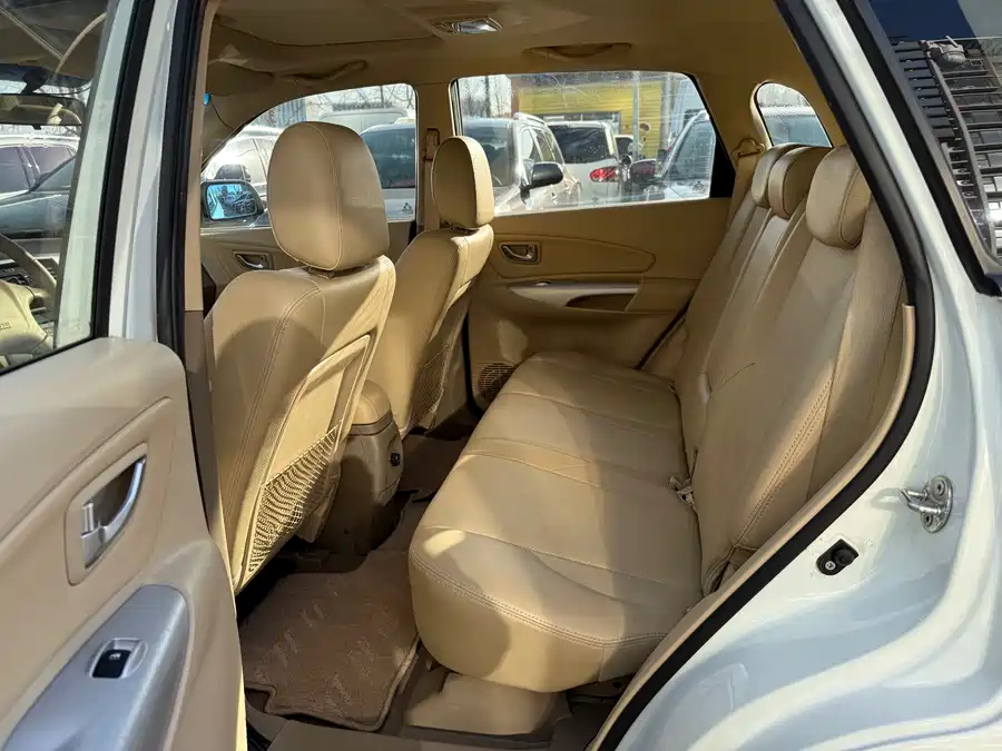 Used Hyundai Tucson 2013 2.0L automatic two-wheel drive comfort model