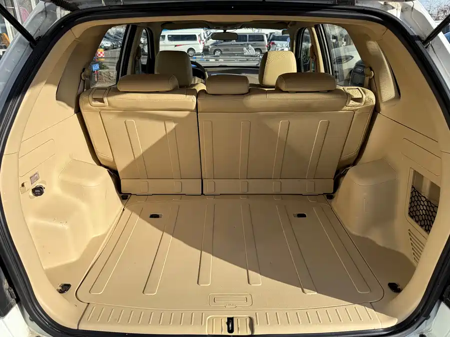 Used Hyundai Tucson 2013 2.0L automatic two-wheel drive comfort model