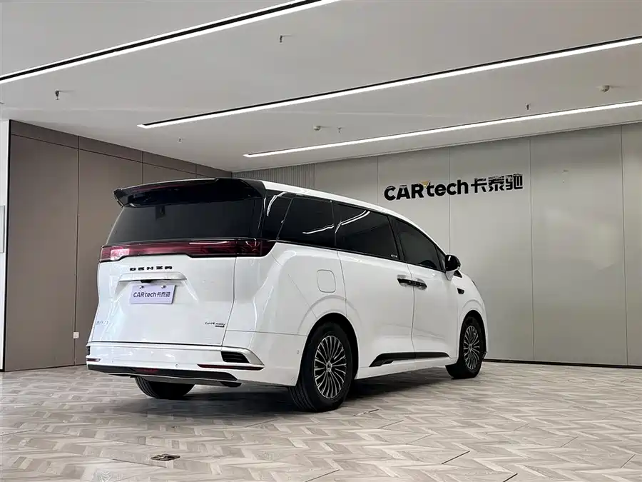 Used Denza D9 2025 DM-i smart driving version 1020 four-wheel drive exclusive model