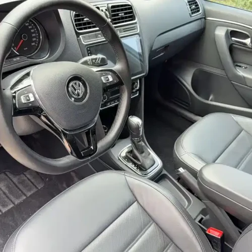 Used Volkswagen Polo 2016 1.6L automatic comfort model