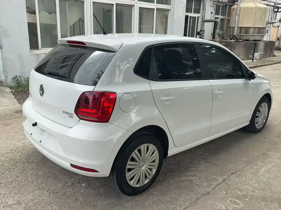 900x675_0_q87_c42_autohomecar__Chto52k6dbCAINi8AAiRzC4rWPQ439.jpg.webp Used Volkswagen Polo 2018 1.5L automatic safe driving model