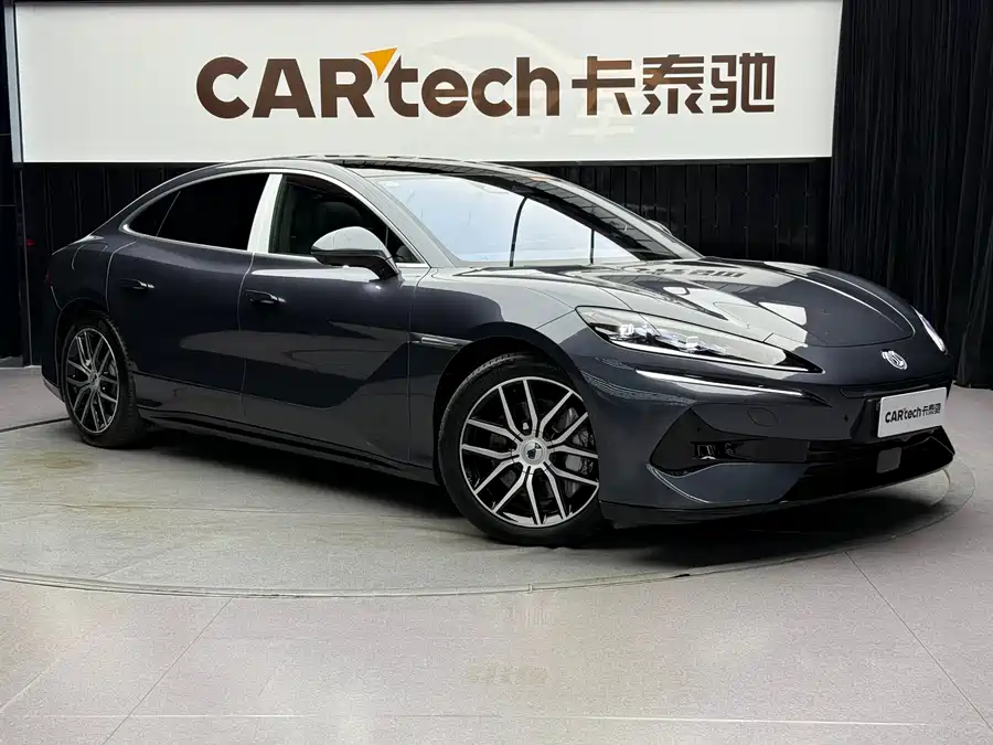 Used Denza Z9 2024 1100km four-wheel drive Max version