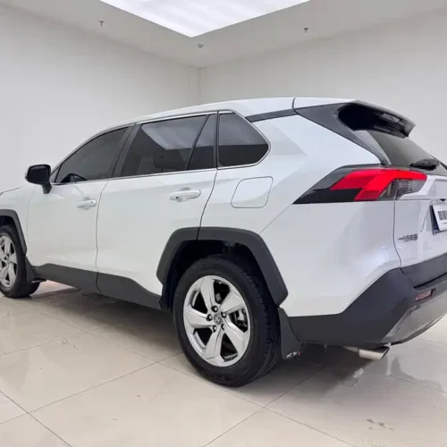 Used Toyota RAV4 Rongfang 2021 2.0L CVT two-wheel drive fashion PLUS version
