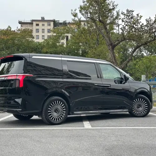 Used Zeekr 009 2024 six-seat executive version four-wheel drive 108kWh