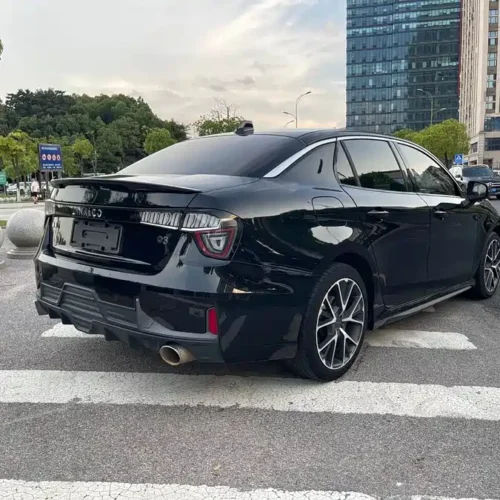 900x675_0_q87_c42_autohomecar__Chto52kN4mKAYYpeAAdEe7ro9NM048.jpg.webp Used Lynk & Co 03 2020 1.5TD DCT Pro version