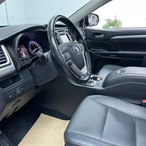 Used Toyota Highlander 2018 2.0T four-wheel drive luxury version