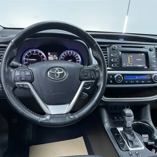 Used Toyota Highlander 2018 2.0T four-wheel drive luxury version