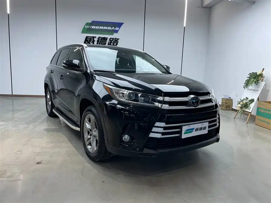 Used Toyota Highlander 2018 2.0T four-wheel drive luxury version