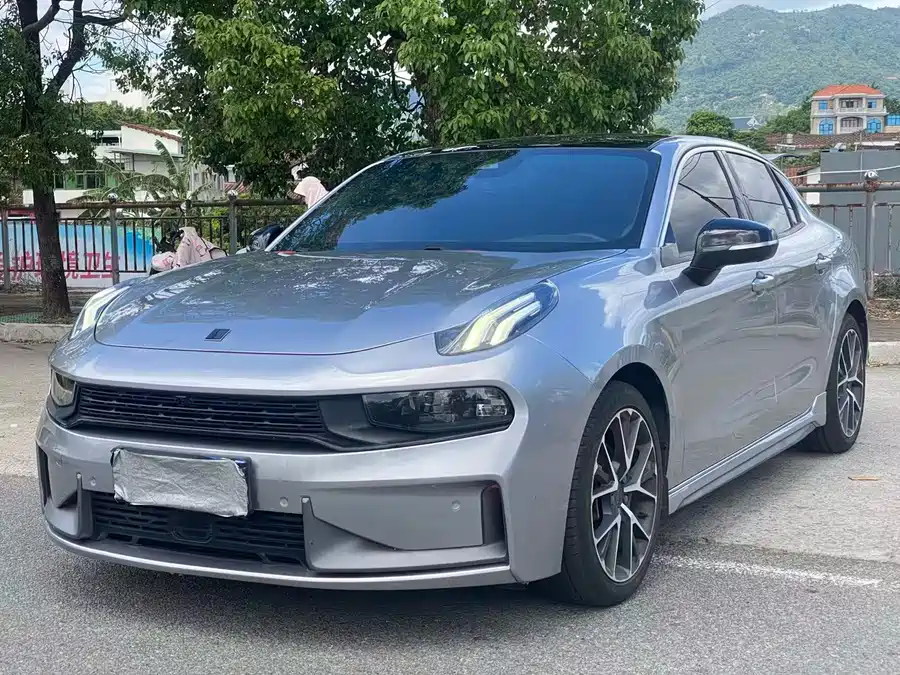 900x675_0_q87_c42_autohomecar__Chto52kVe2aAPBj1AA0DBejPo1Y939.jpg.webp Used Lynk & Co 03 2018 1.5TD DCT Jin Pro Edition National V