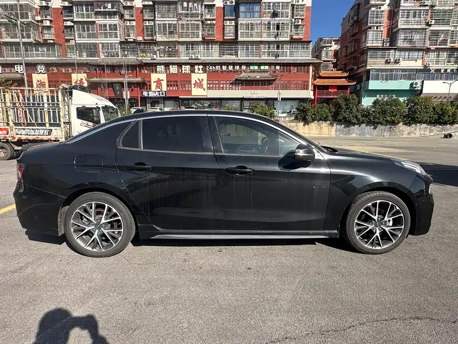 Used Lynk & Co 03 2018 1.5TD DCT Powerful Edition National V