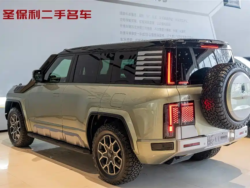 Used BYD Yangwang U8 2024 Off-Road Player Edition