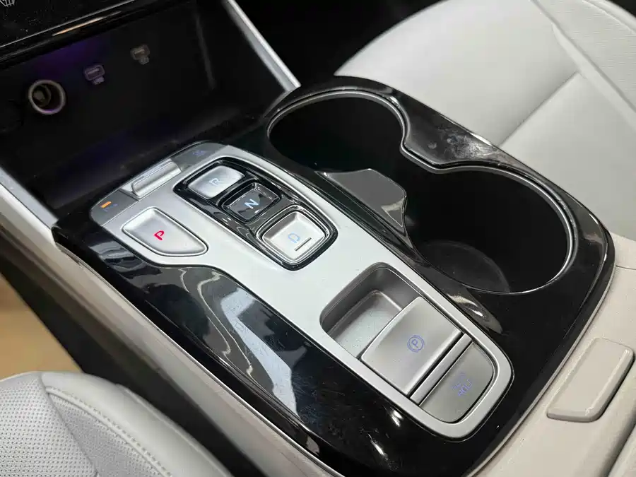 900x675_0_q87_c42_autohomecar__Chto52kmahiAYlF5AASjmpVC_40772.jpg.webp Used Hyundai Tucson 2021 Used Hyundai Tucson L 1.5T DCT TOP flagship version